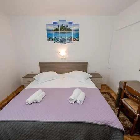 Paradise Apartment *