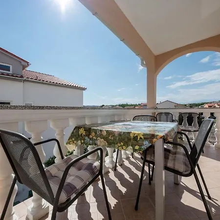 Apartament Paradise *
