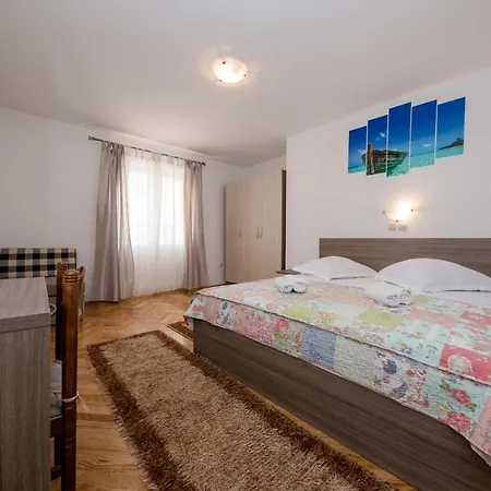Paradise Apartment