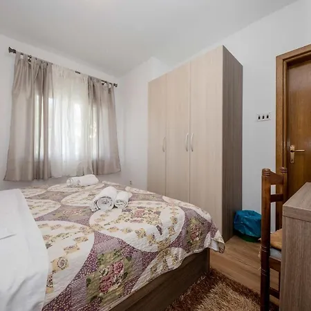Apartment Paradise