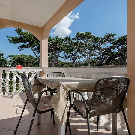 Paradise Apartment