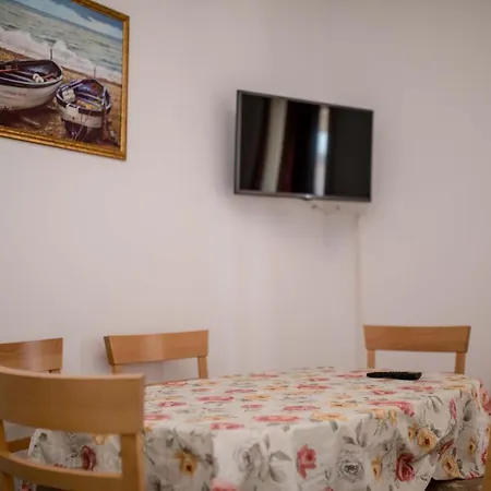 Apartment Paradise
