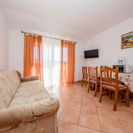 Paradise Apartment