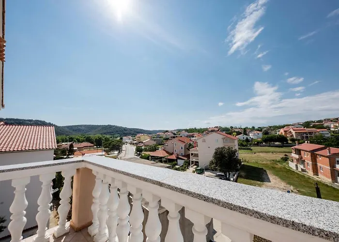 Paradise 아파트 로파르